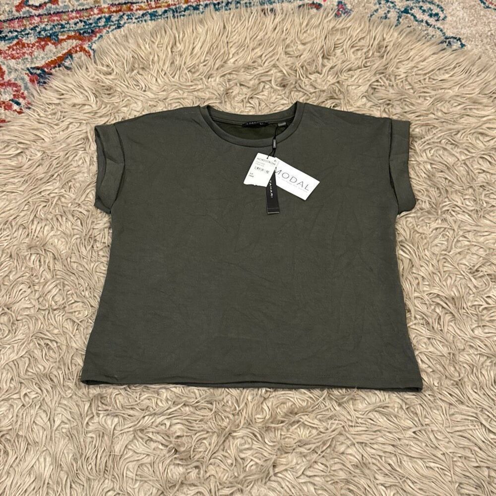 NWT T Tahari soft shirt size small